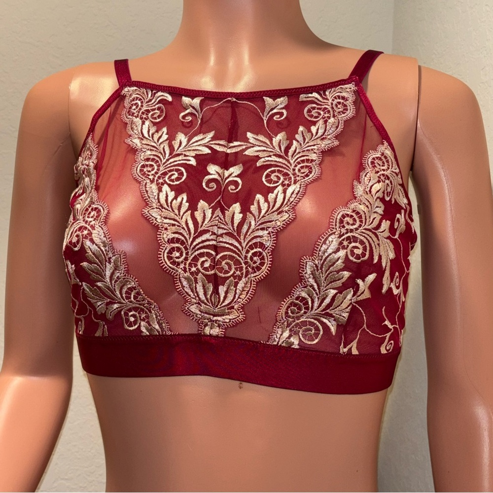 Soma Sensuous Lace High Neck Bralette